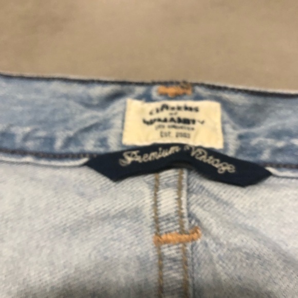 CITIZENS OF HUMANITY Emerson Slim Boyfriend Jean in Rock On - Picture 7 of 10